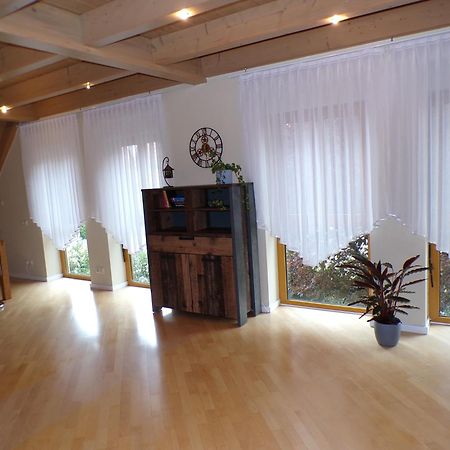Mondfaenger Ferienwohnung , Naehe Playmobil Funpark Und Messezentrum Wilhermsdorf  エクステリア 写真