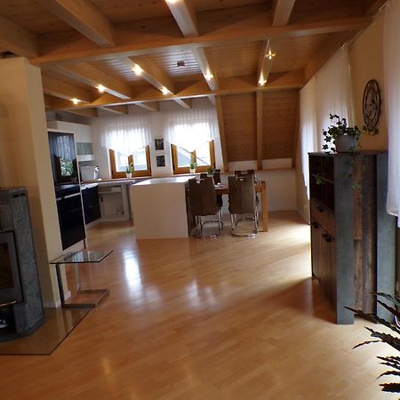 Mondfaenger Ferienwohnung , Naehe Playmobil Funpark Und Messezentrum Wilhermsdorf  エクステリア 写真